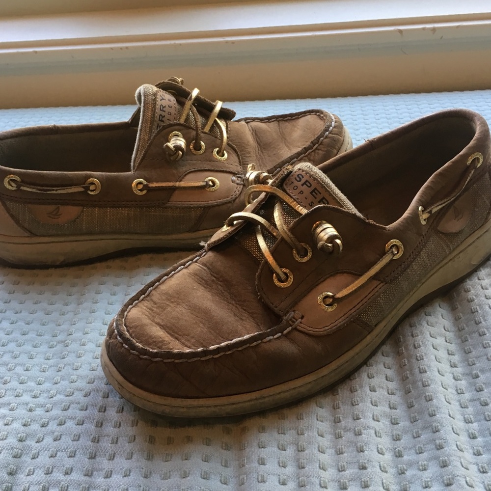 Sperry topsiders